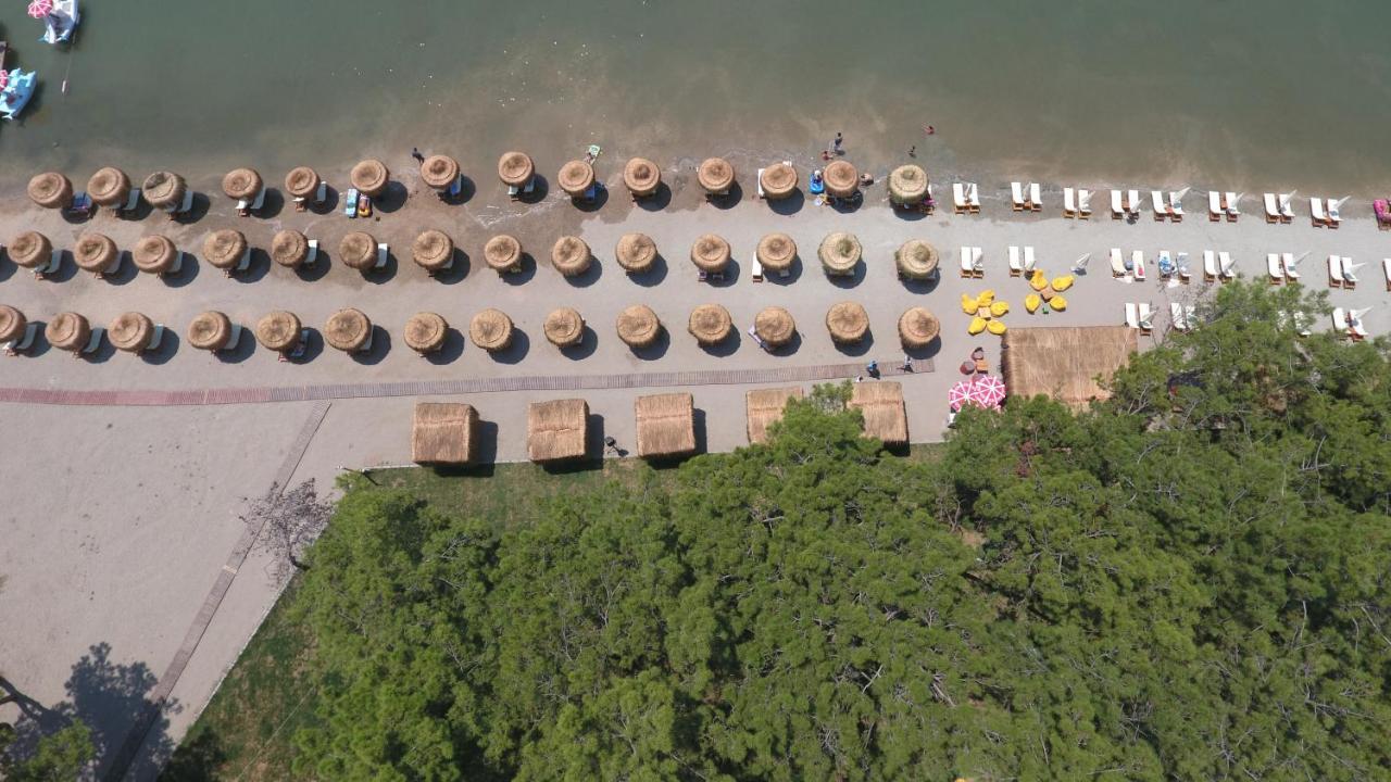 Green Pine Beach & Bungallows ฮิซารูนู ภายนอก รูปภาพ