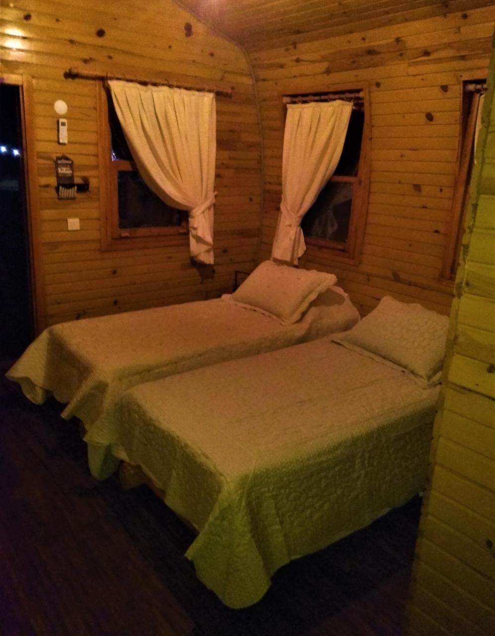 Green Pine Beach & Bungallows ฮิซารูนู ภายนอก รูปภาพ