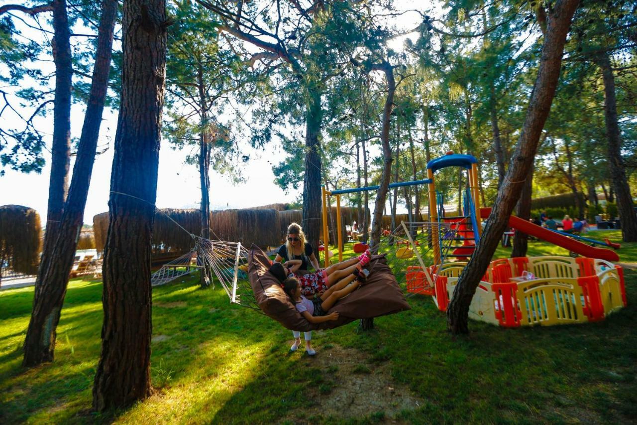 Green Pine Beach & Bungallows ฮิซารูนู ภายนอก รูปภาพ